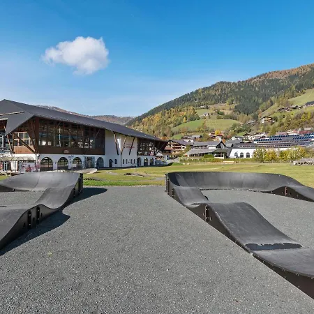 Fascinating Apartment In Bad Kleinkirchheim With Garden Appartamento